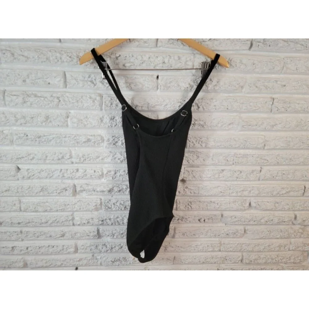 Forever 21 Womens 0X Swimsuit Black Waffle Knit One Piece Criss Cross BLA236E